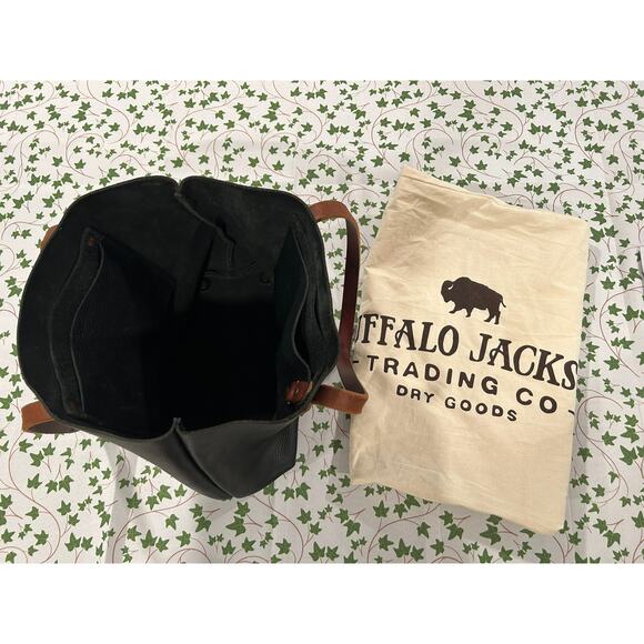 Buffalo Jackson Trading Co. Madison Leather Tote - Picture 2 of 5